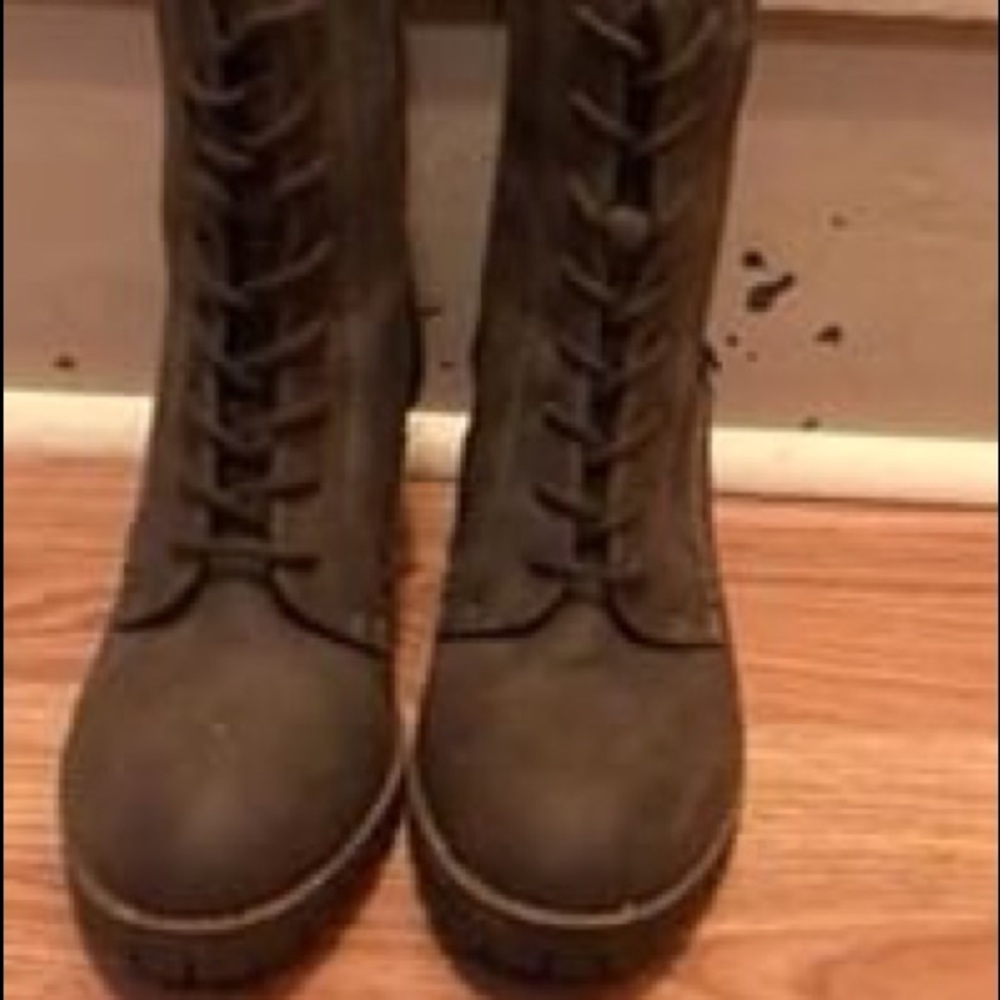 Boot heels - Picture 2 of 2